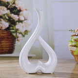 Creative Heart-shaped Ceramic Flower Vase for Home Office or Wedding Decor - Black