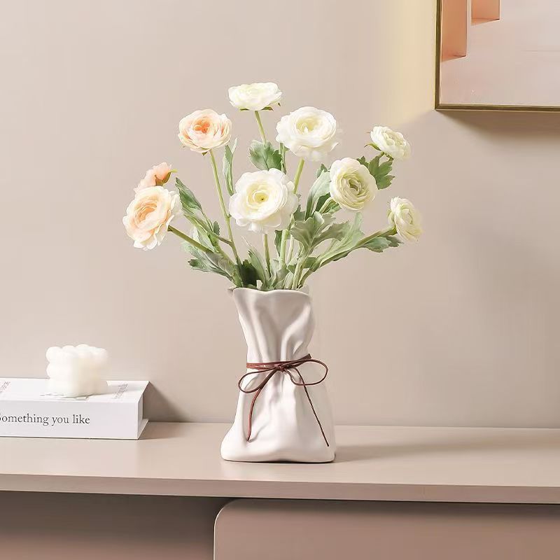 White And Brown Chic Money Bag Inspired Vase - Modern Resin Decorative Flower Holder & Tabletop Accent(Use the mobile phone as a reference for size)